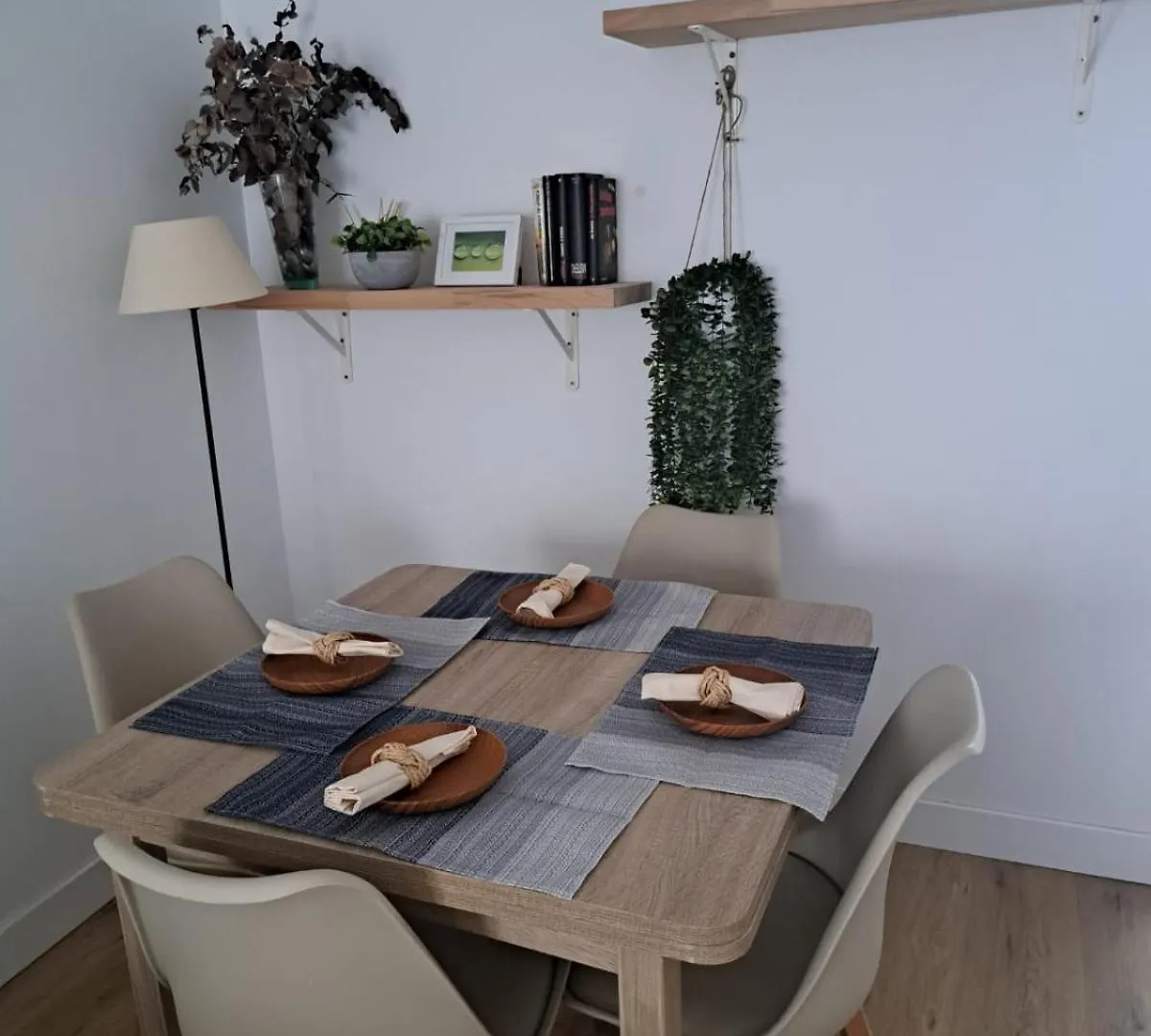 Piso Centrico Daire La Línea de la Concepción